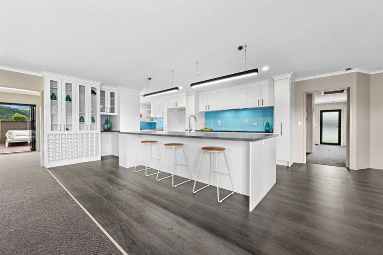 Photo of property in 1 Montgomery Crescent, Kinloch, Taupo, 3377