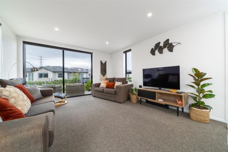 Photo of property in 25 Coventry Crescent, Lower Shotover, Queenstown, 9304