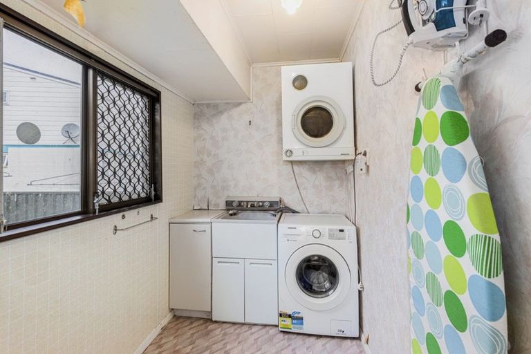 Photo of property in 142a Molesworth Street, Taita, Lower Hutt, 5011