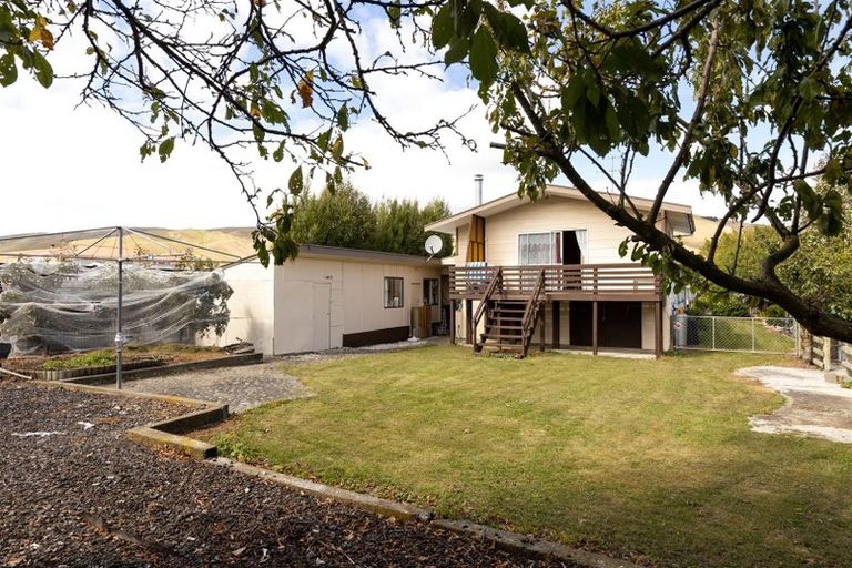 Photo of property in 15 Mckenzie Street, Witherlea, Blenheim, 7201