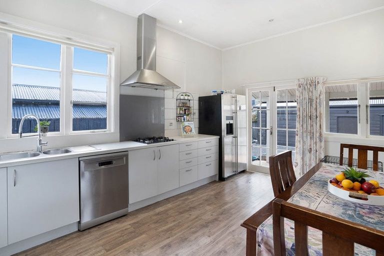 Photo of property in 108 Renall Street, Masterton, 5810