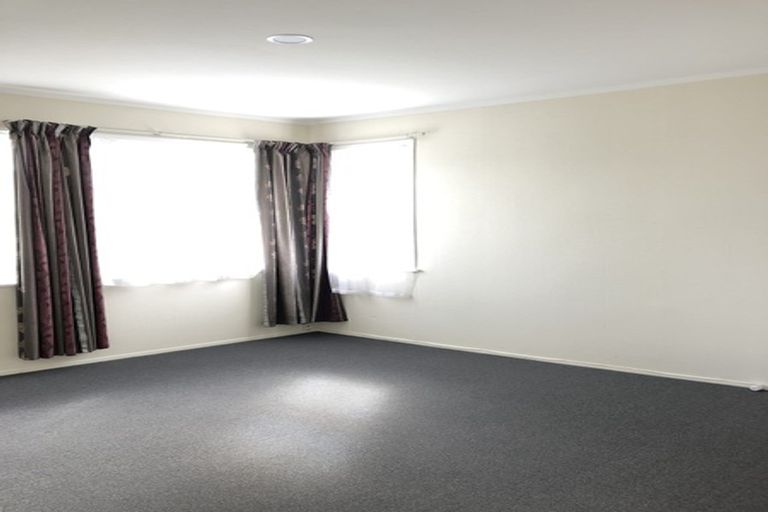 Photo of property in 1/343 Pakuranga Road, Pakuranga Heights, Auckland, 2010
