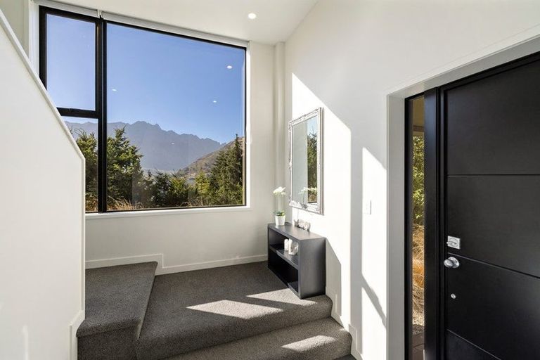 Photo of property in 10 Livingstone Lane, Frankton, 9300