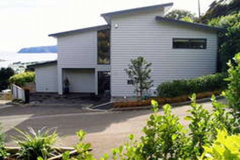 Photo of property in 12a Kahu Road, Paremata, Porirua, 5024