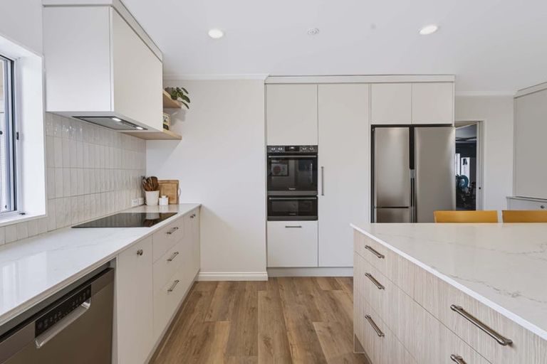 Photo of property in 24 Culzean Grove, Bell Block, New Plymouth, 4312