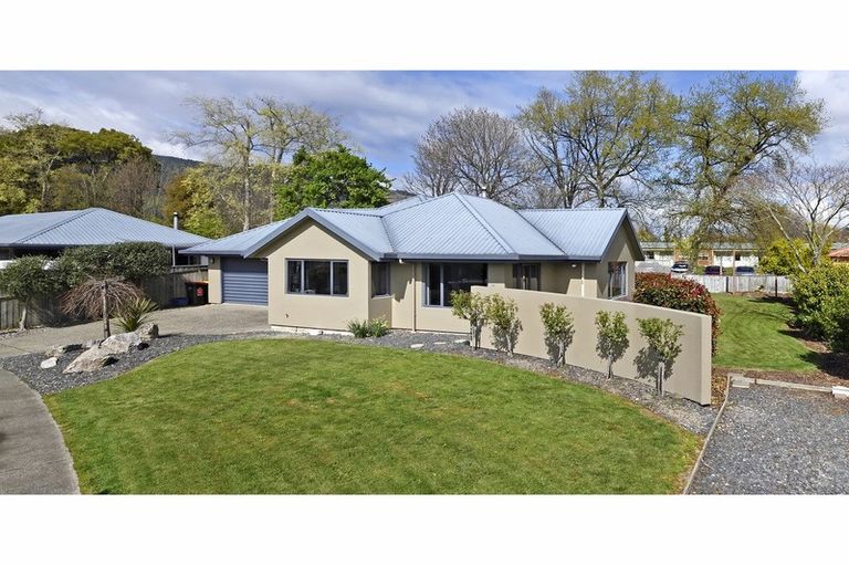 Photo of property in 18 Heritage Crescent, Richmond, 7020