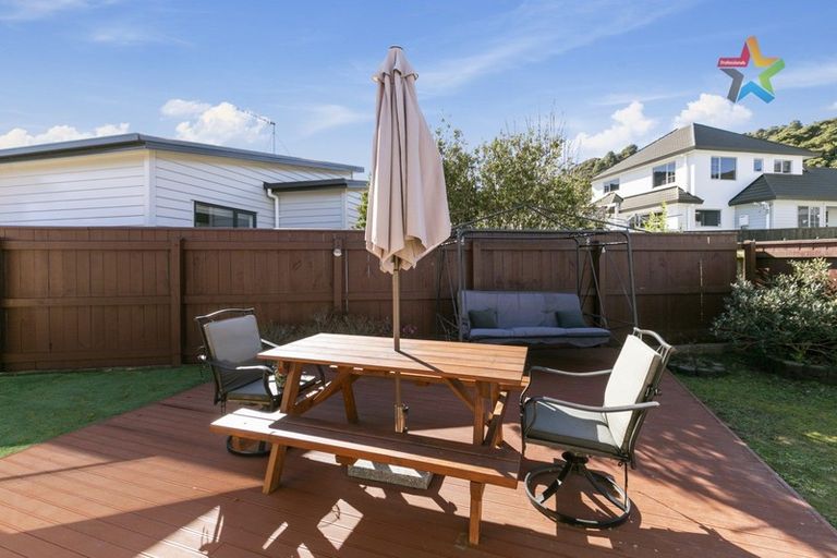 Photo of property in 8 Sun Valley Way, Wainuiomata, Lower Hutt, 5014