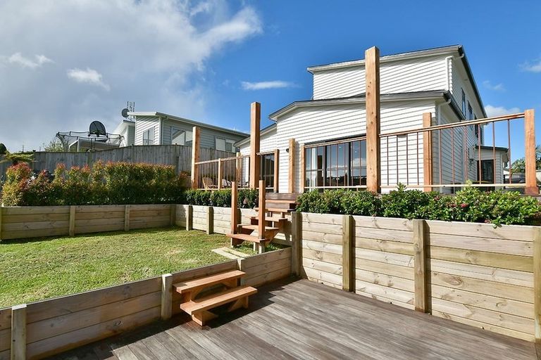 Photo of property in 46 Harvest Avenue, Orewa, 0931