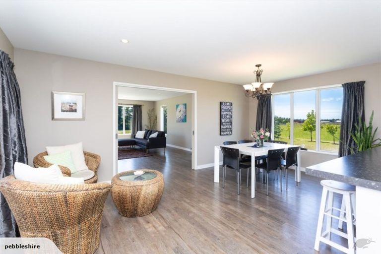 Photo of property in 27 Tupelo Place, Swannanoa, Rangiora, 7476