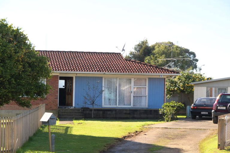 Photo of property in 15 Penderford Place, Mangere East, Auckland, 2024