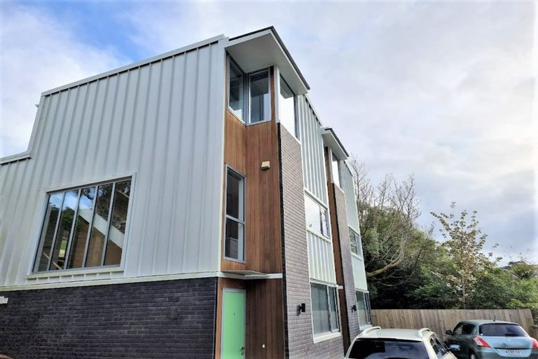 Photo of property in 4/38 Makara Road, Karori, Wellington, 6012