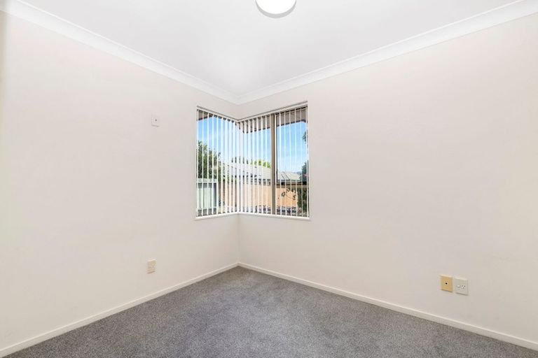 Photo of property in 4b Hoyte Place, Pukehangi, Rotorua, 3015