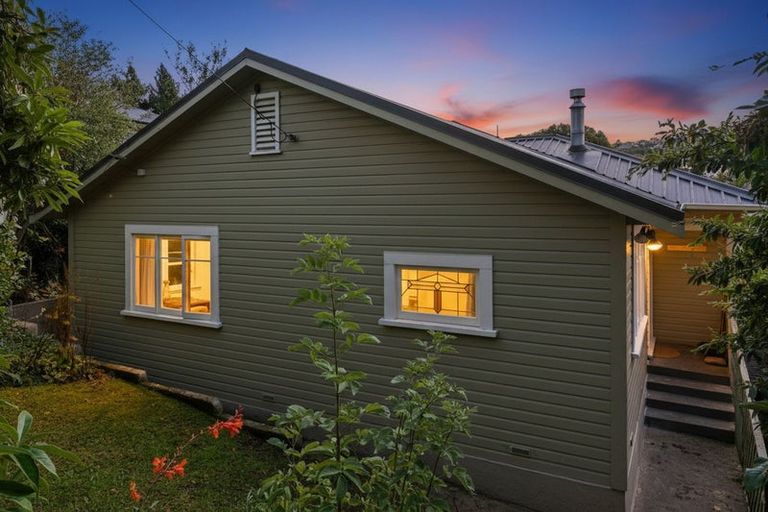 Photo of property in 38 Ryehill Street, Calton Hill, Dunedin, 9012