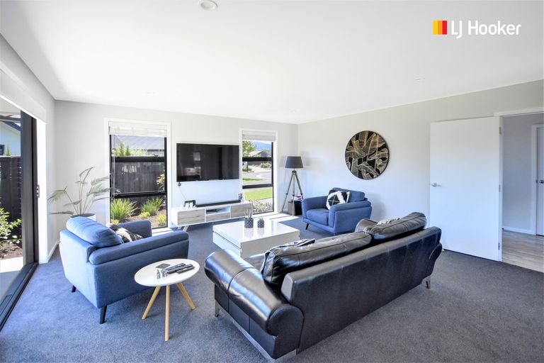 Photo of property in 9 Kinloch Place, Mosgiel, 9024