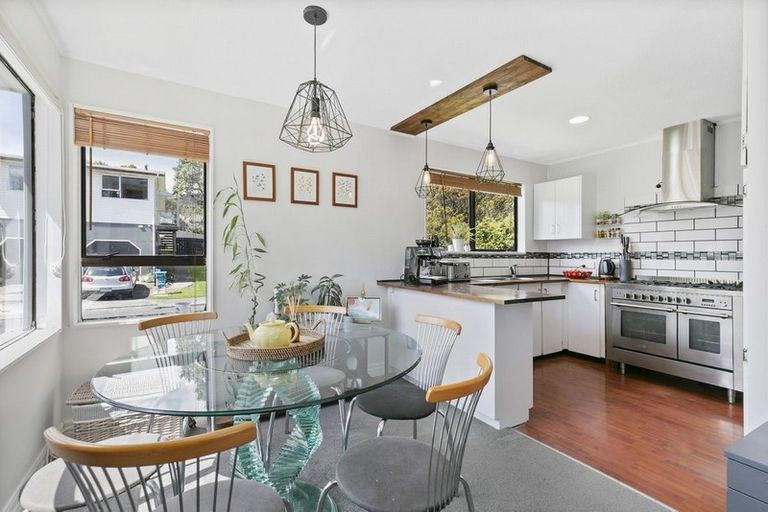 Photo of property in 26 Tobago Crescent, Grenada North, Wellington, 5028