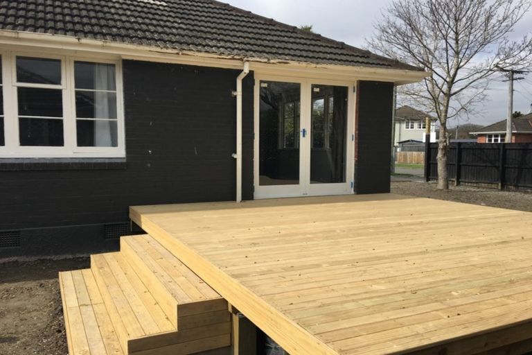 Photo of property in 32 Attlee Crescent, Bryndwr, Christchurch, 8053