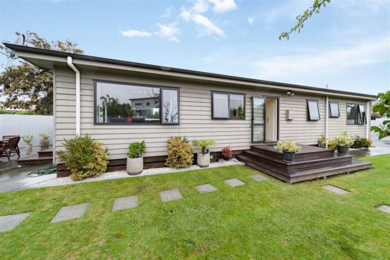 Photo of property in 142 Avondale Road, Greenmeadows, Napier, 4112