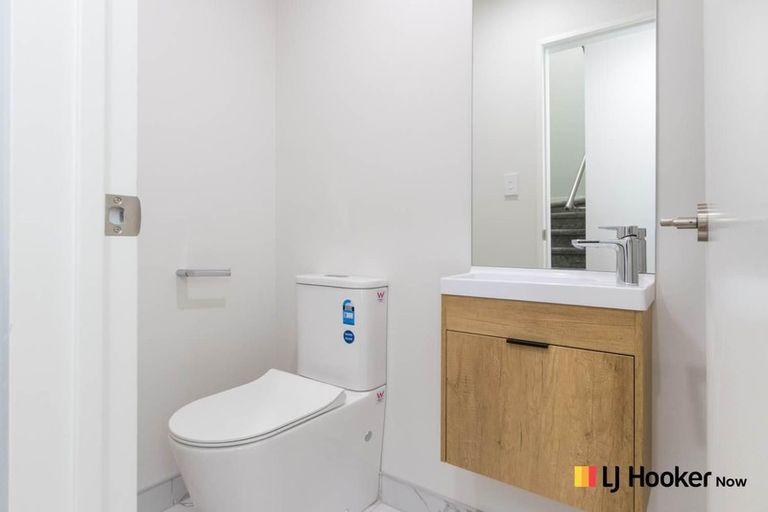 Photo of property in 7 Combat Street, Papakura, 2110