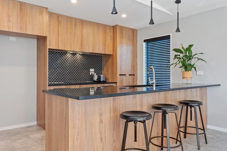 Photo of property in 5 Kate Sheppard Drive, Rolleston, 7615