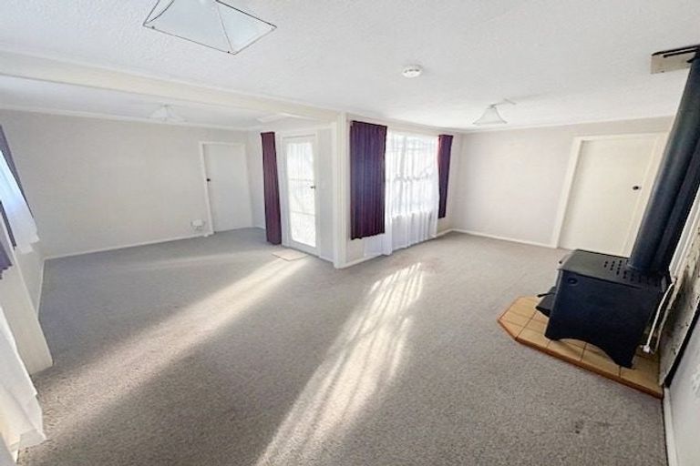 Photo of property in 8 Rata Street, Wairakei, Taupo, 3332