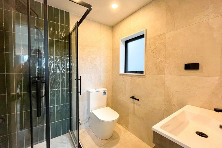 Photo of property in 4b Tainui Terrace, Mangere Bridge, Auckland, 2022