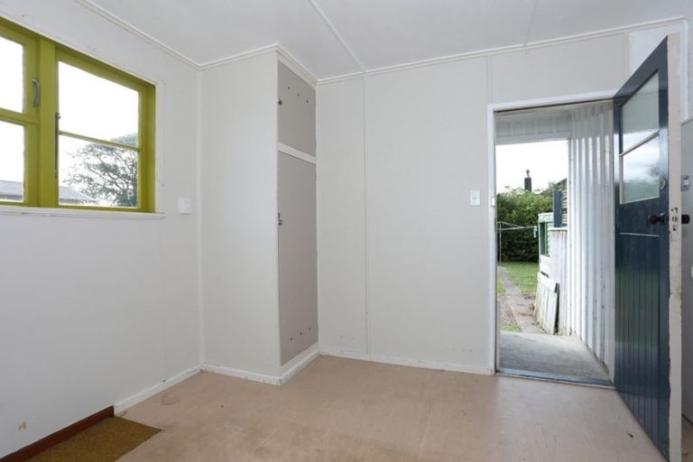 Photo of property in 15/17 Lyon Street, Marton, 4710