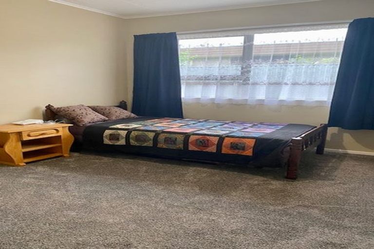 Photo of property in 165 Tait Drive, Greenmeadows, Napier, 4112