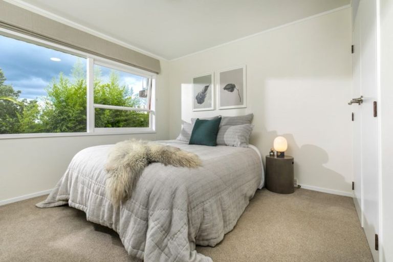 Photo of property in 2/134 Calliope Road, Stanley Point, Auckland, 0624