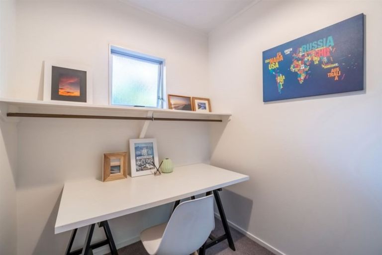 Photo of property in 10 West Glade Crescent, Birkenhead, Auckland, 0626