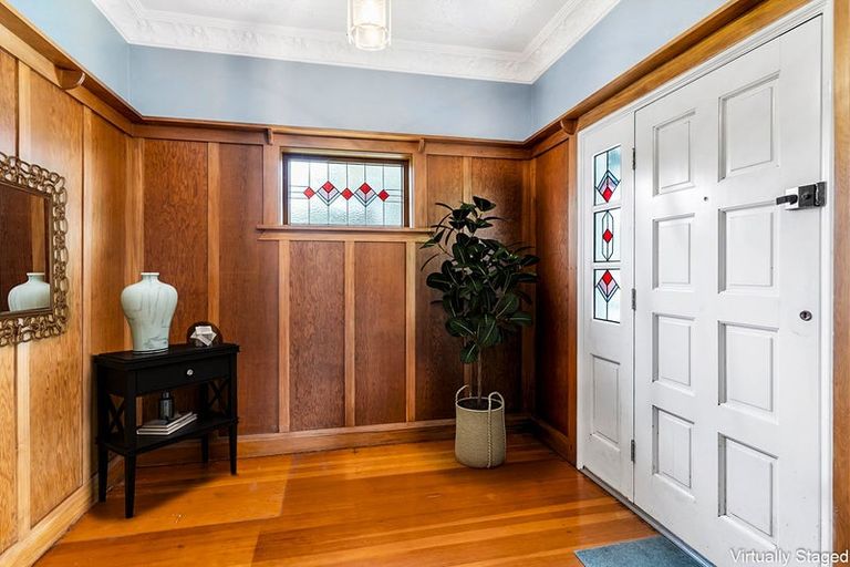 Photo of property in 18 Reading Street, Karori, Wellington, 6012