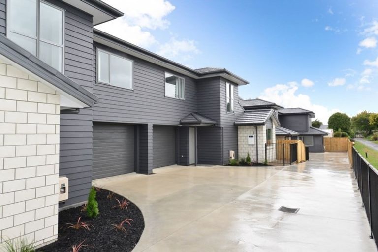 Photo of property in 3/56 Sandwich Road, Saint Andrews, Hamilton, 3200