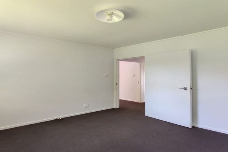 Photo of property in 1 Elmwood Place, Manurewa, Auckland, 2102