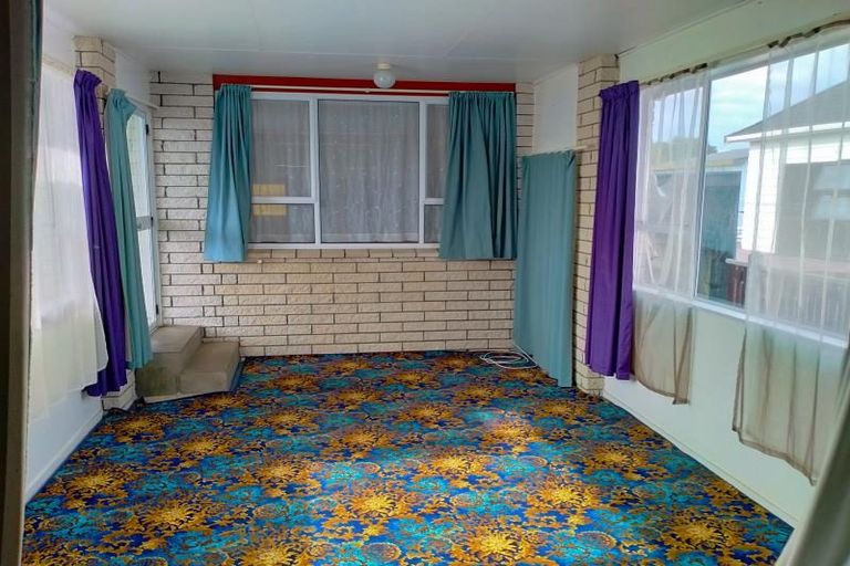 Photo of property in 22 Kings Drive, Levin, 5510