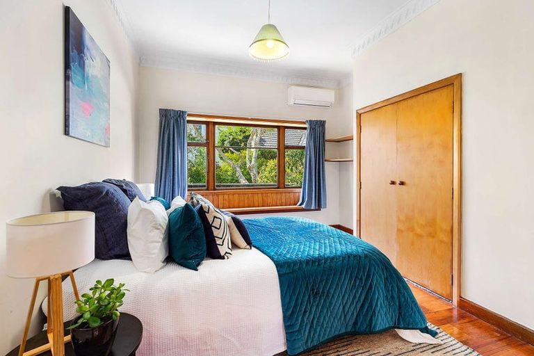 Photo of property in 14 Simla Crescent, Khandallah, Wellington, 6035