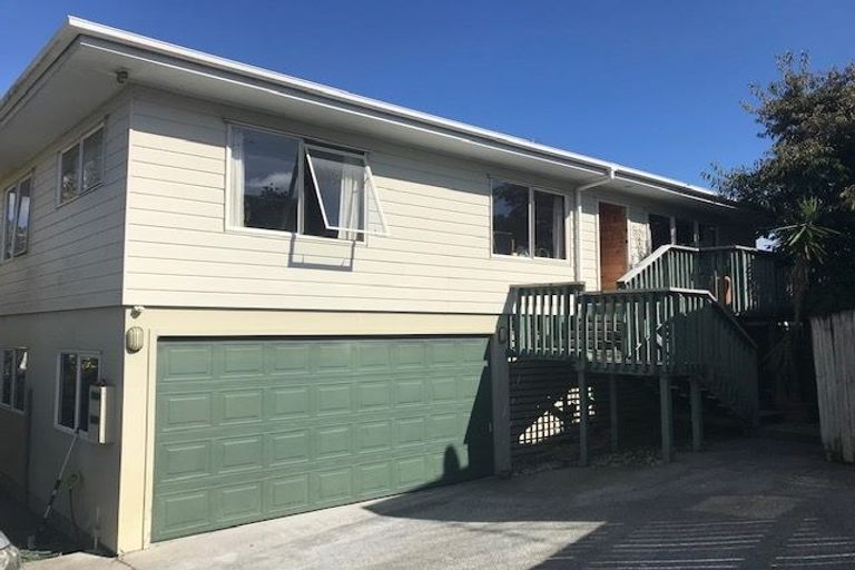 Photo of property in 2/51a Vincent Street, Howick, Auckland, 2014