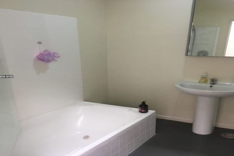 Photo of property in 62 Albionvale Road, Glen Eden, Auckland, 0602