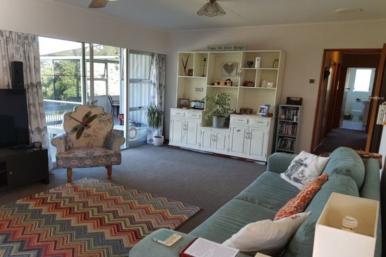 Photo of property in 3a Allan Street, Dannevirke, 4930