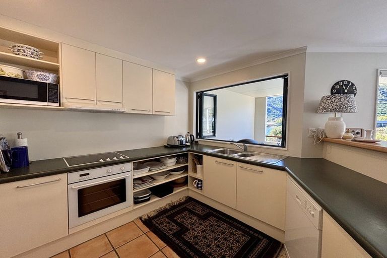 Photo of property in 12/45 Beach Road, Waikawa, Picton, 7220