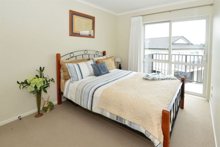 Photo of property in 9a Melia Place, Stanmore Bay, Whangaparaoa, 0932
