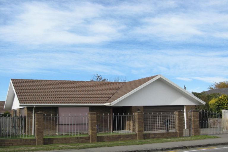 Photo of property in 134 Racecourse Road, Sockburn, Christchurch, 8042