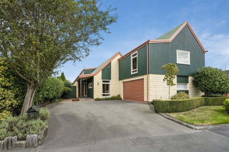 Photo of property in 21 Tudor Avenue, Ilam, Christchurch, 8041