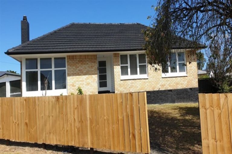 Photo of property in 22 Ivon Road, Otara, Auckland, 2023