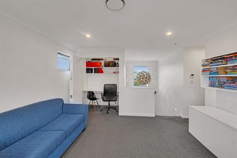 Photo of property in 11 Hinterland Drive, Prebbleton, 7604