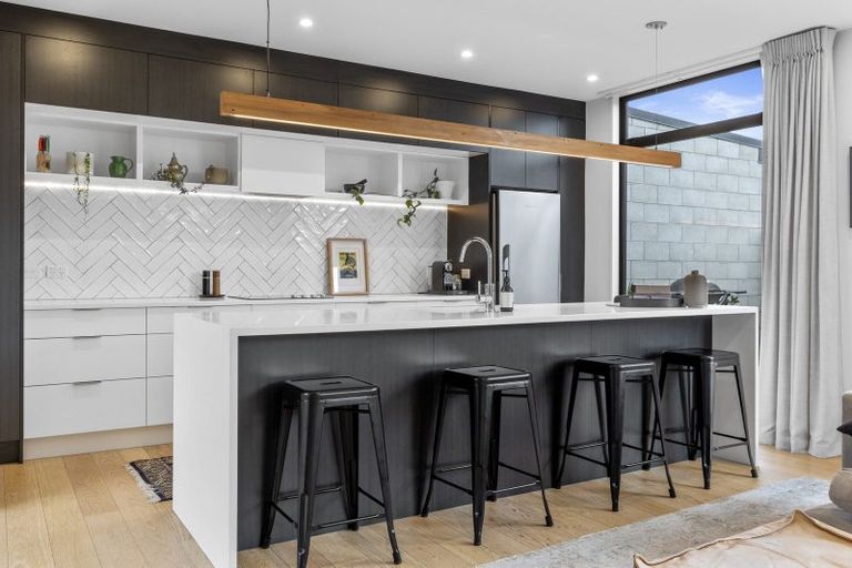 Photo of property in 12 Lindsay Street, St Albans, Christchurch, 8014