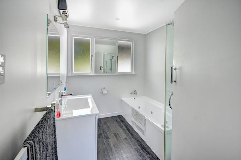 Photo of property in 21 Upland Street, Helensburgh, Dunedin, 9010