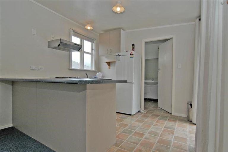 Photo of property in 5/60 Fairlie Terrace, Kelburn, Wellington, 6021