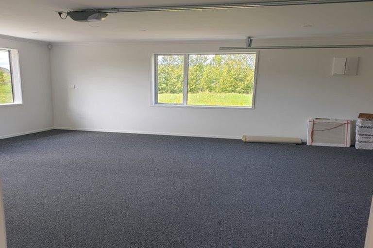 Photo of property in 1363 State Highway 16, Waimauku, 0883