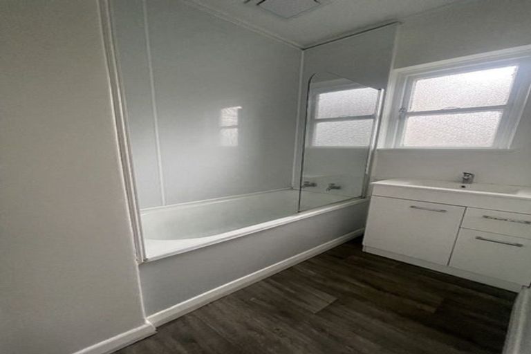 Photo of property in 38 Warwick Street, Mayfield, Blenheim, 7201