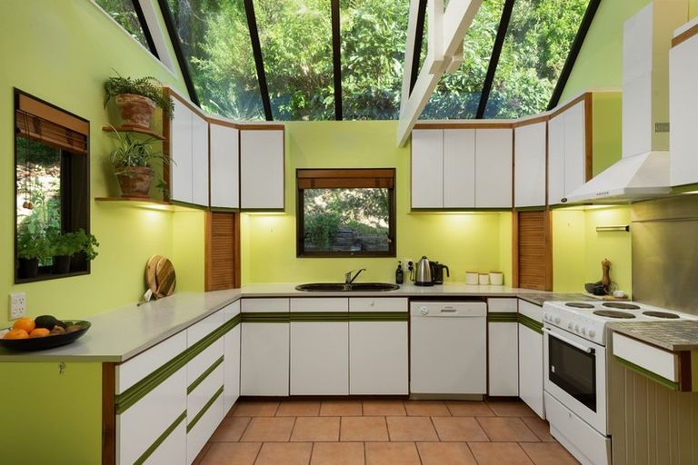 Photo of property in 9b Milton Terrace, Picton, 7220