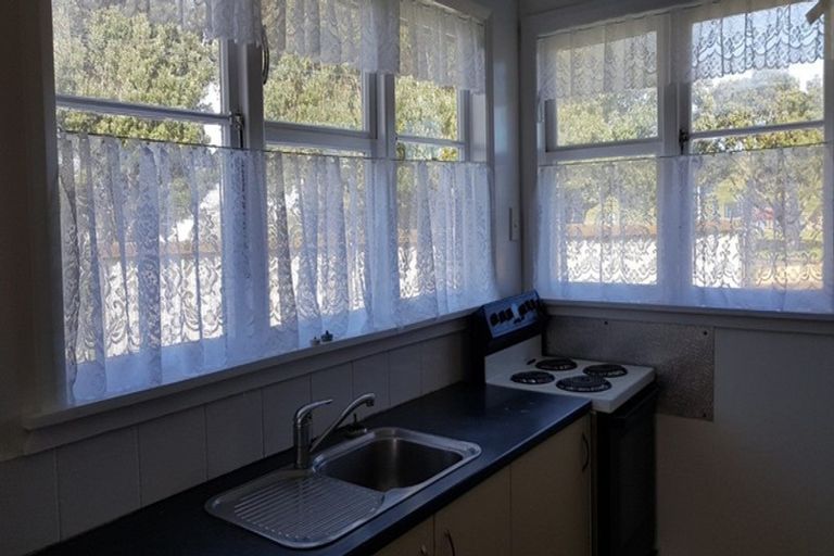 Photo of property in 38 Thatcher Street, Castlecliff, Whanganui, 4501